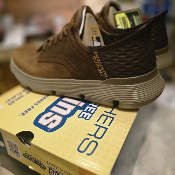Skechers Men's Brown Hands Free Slip-Ins Shoes Sz 7 - Picture 5 of 6